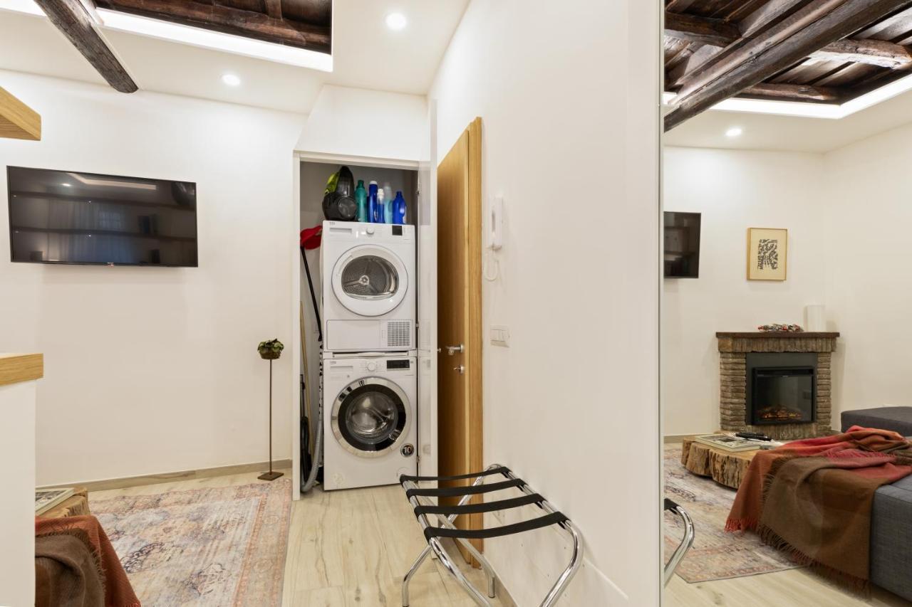 Ciancaleoni Atelier Dell'artista - Monti Appartamento